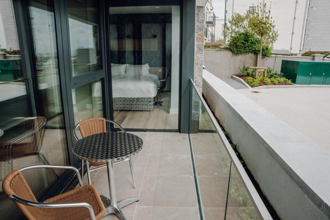Shoreline Apartments Galway Exteriör bild