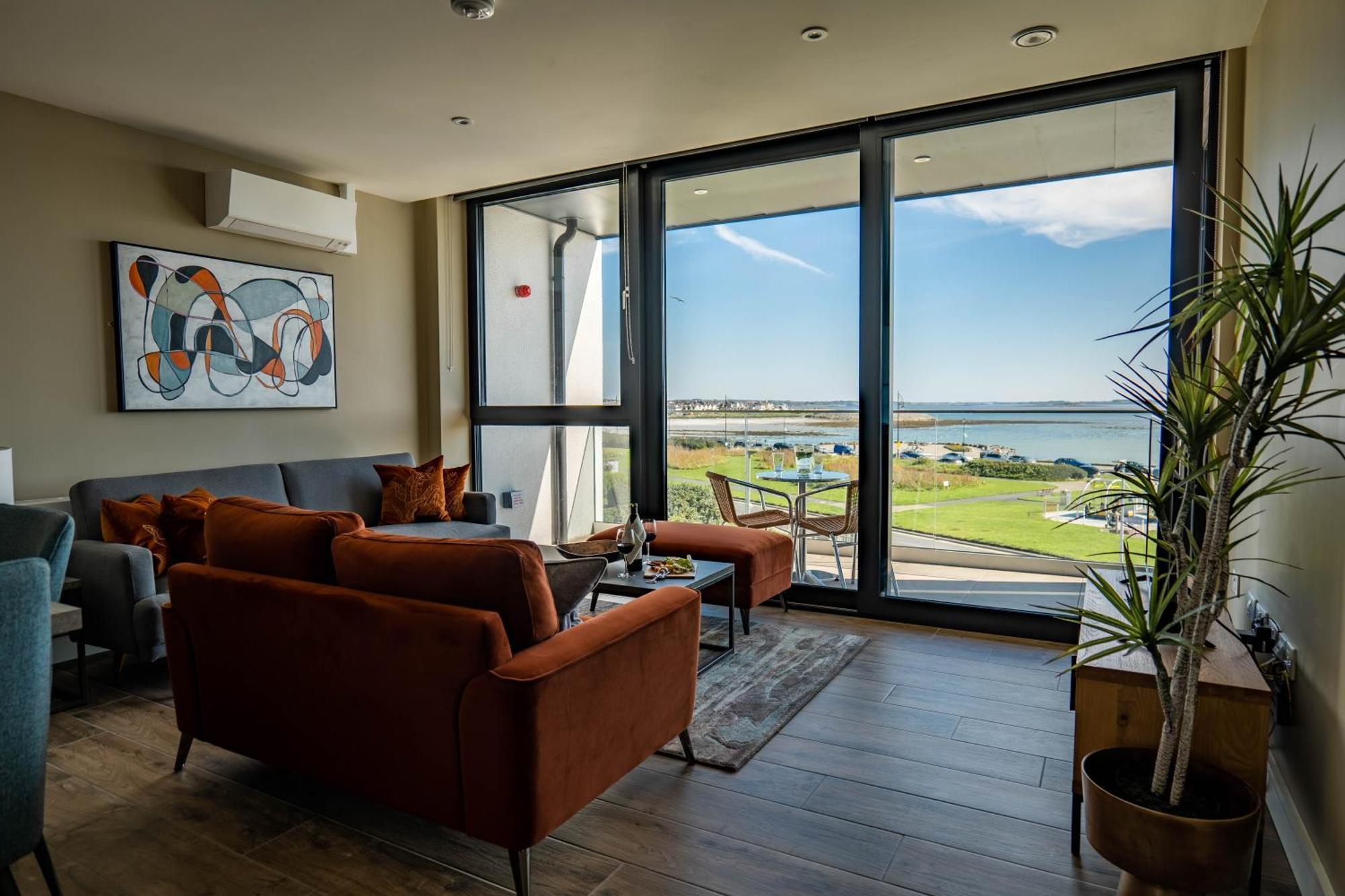 Shoreline Apartments Galway Exteriör bild