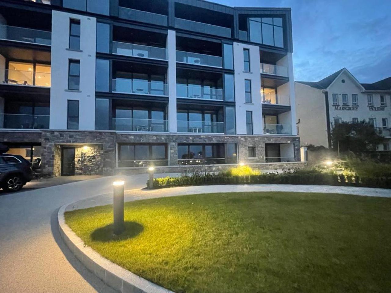 Shoreline Apartments Galway Exteriör bild