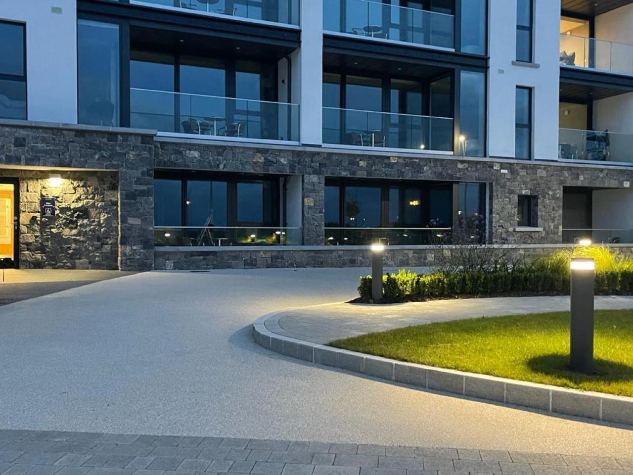 Shoreline Apartments Galway Exteriör bild